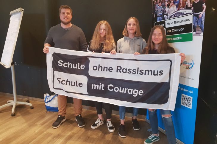 Schule ohne Rassismus red